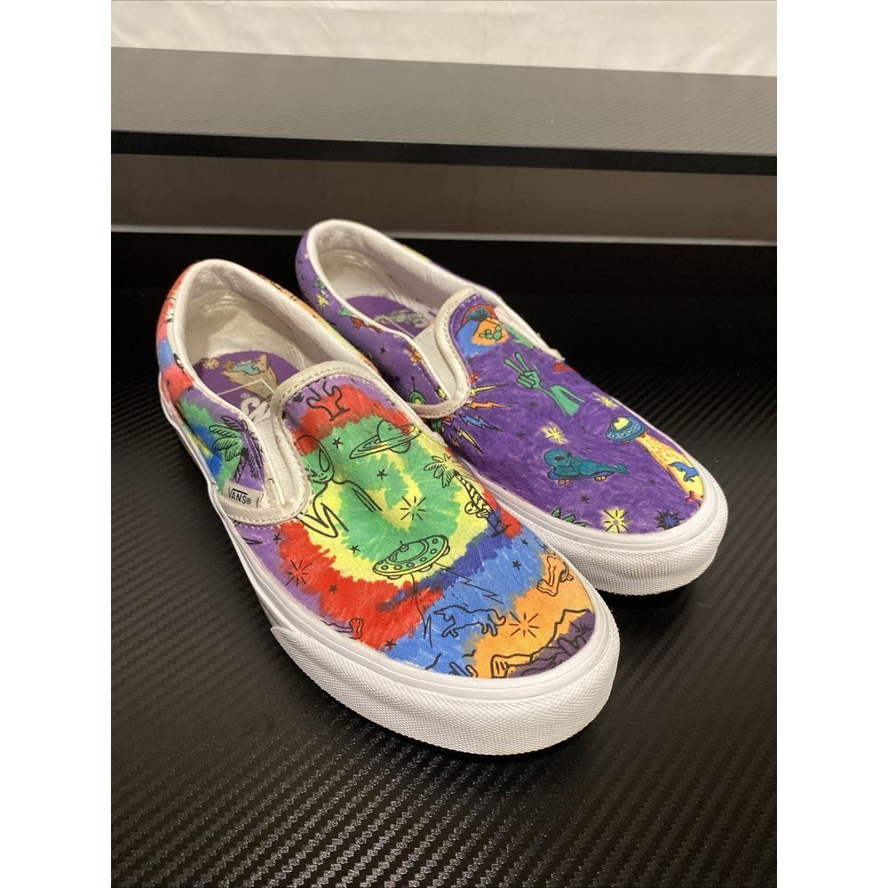 Vans Custom Unidentified U-Paint UFO White Skate Shoes Women's‎ 8 Men's 6.5